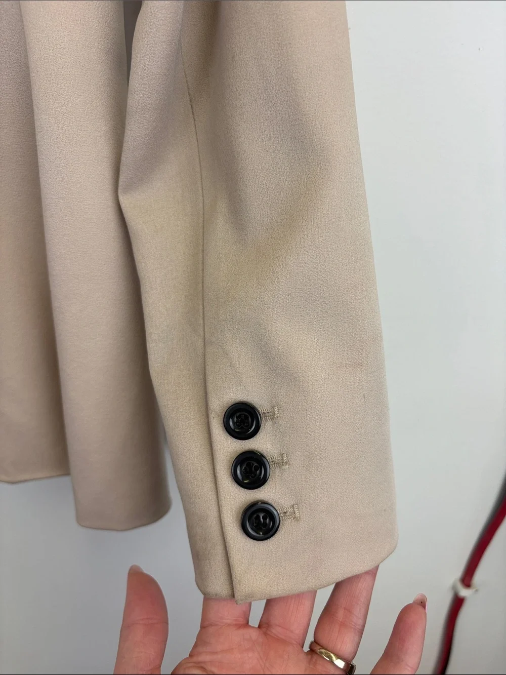 Alice And Olivia Jacket Beige With Black Lamb skin Collar Size small